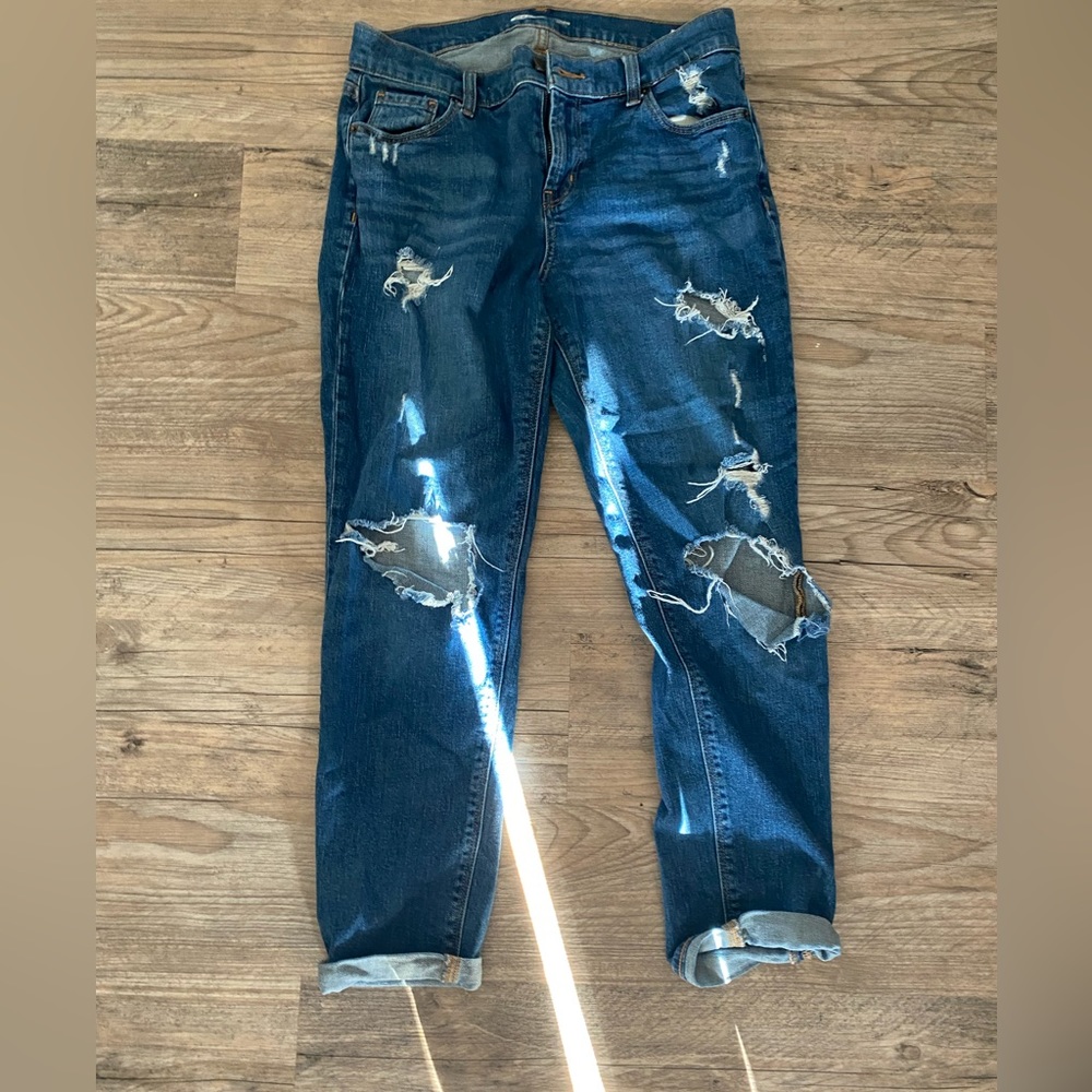 Distressed boyfriend jeans